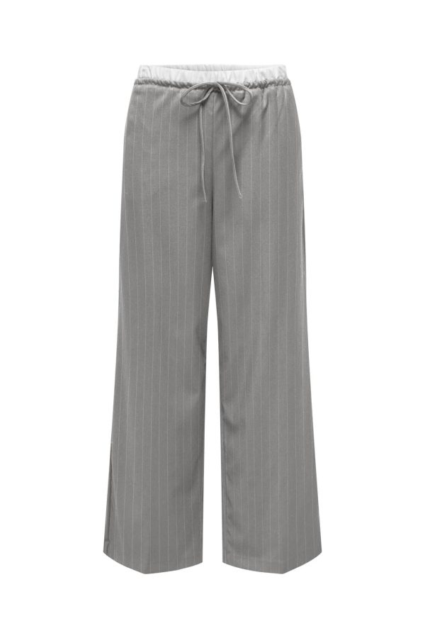 Only - Onltille Stripe Boxer Str Pant Tlr - 4653931 Light Grey Melange White Pinstripe For Sale