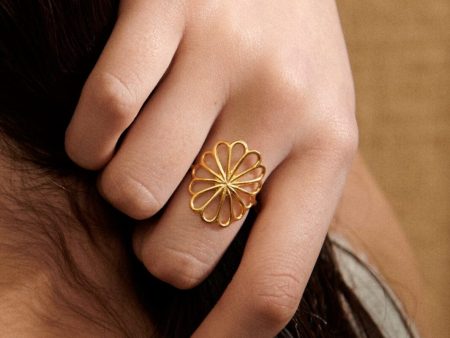 Pernille Corydon Jewellery - Large Bellis Ring Adj. - Golden Plated Hot on Sale